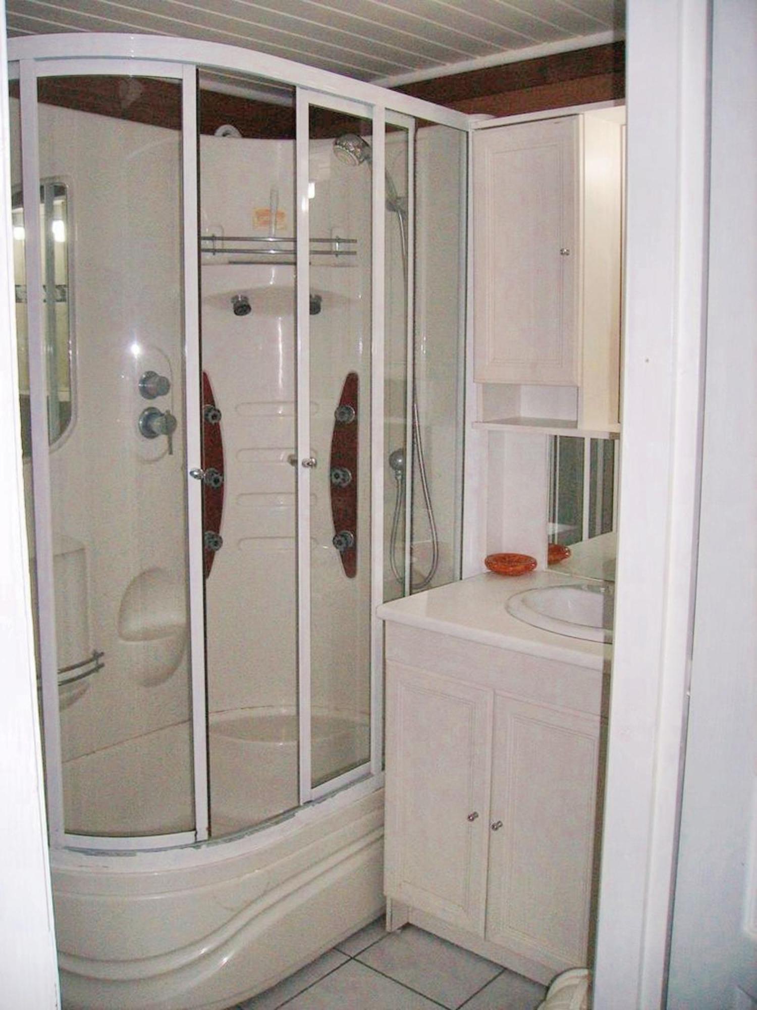 Appartement Charmant A Breuillet Avec Jardin Spacieux Ngoại thất bức ảnh